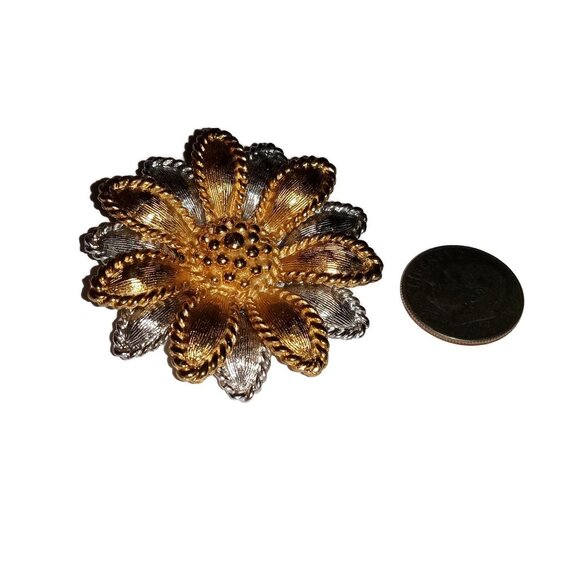 1960's Signed Napier Sunflower Brooch in Gold Tone and Rhodium Plated Metal - Picture 3 of 6